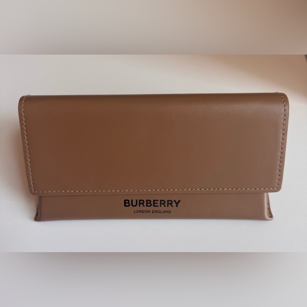 BURBERRY Tan Sunglasses Case - Picture 2 of 6